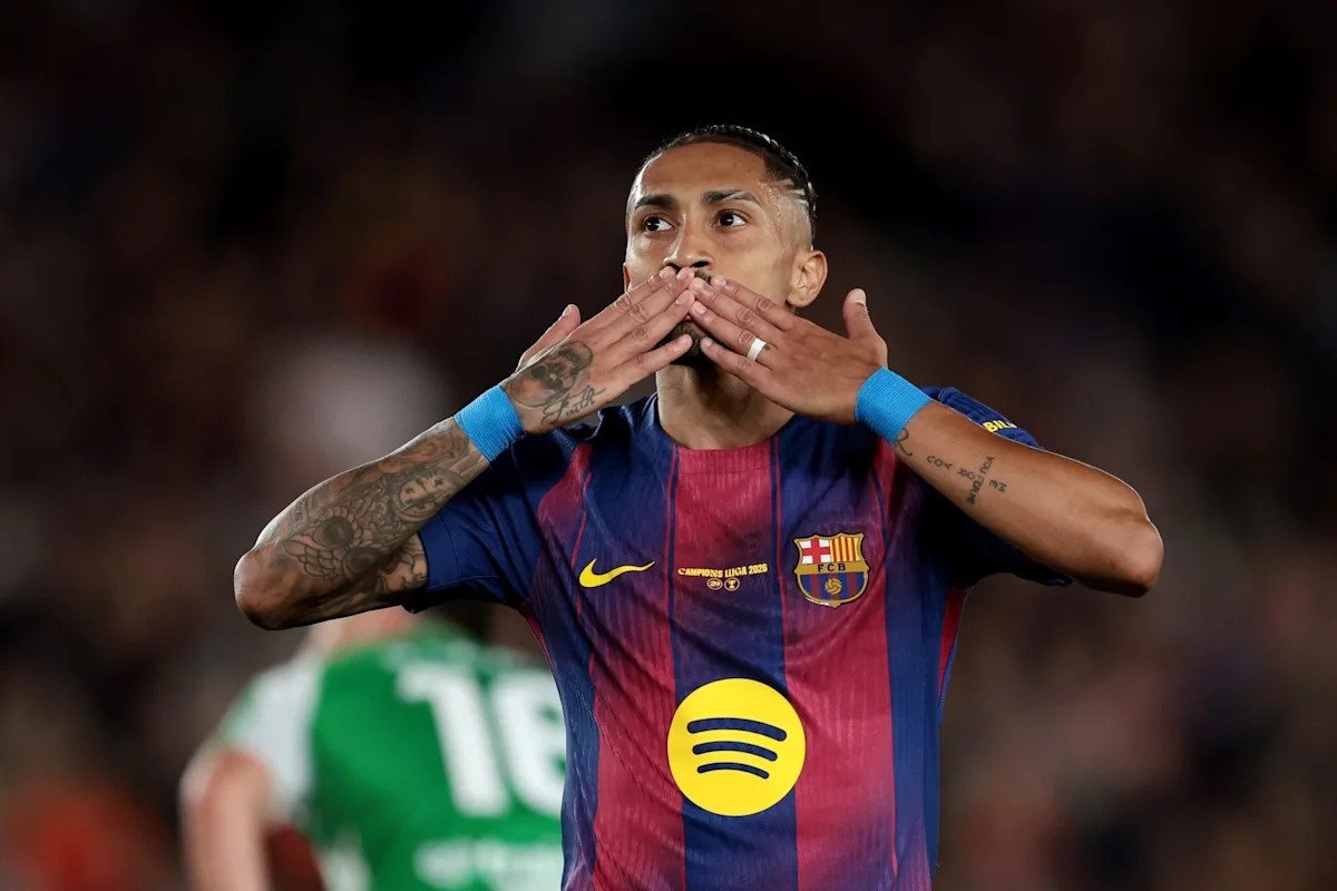 Raphinha Rejoins Barcelona Pre-Season Training 1 Raphinha
