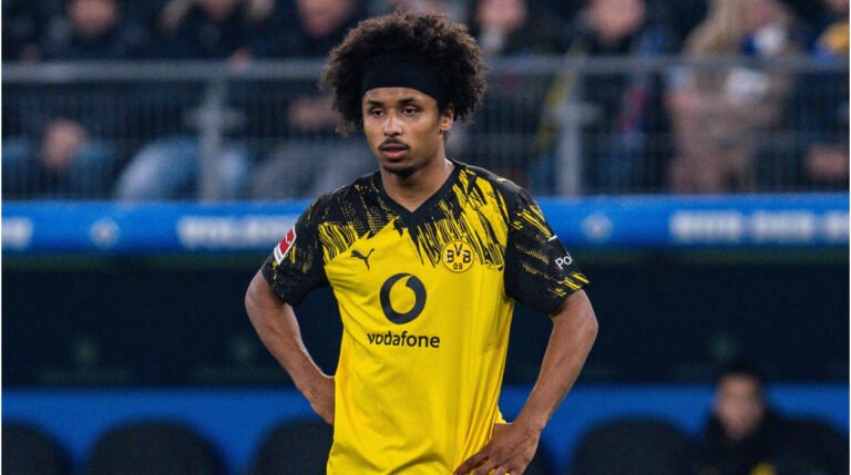 Karim Adeyemi to Barcelona