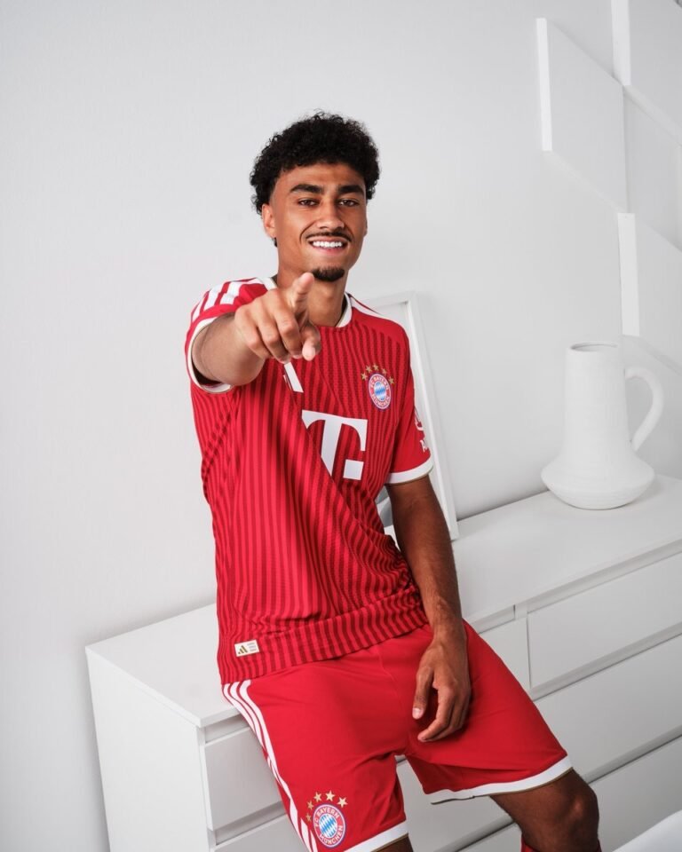 Bayern Munich sign Nathaniel Brown