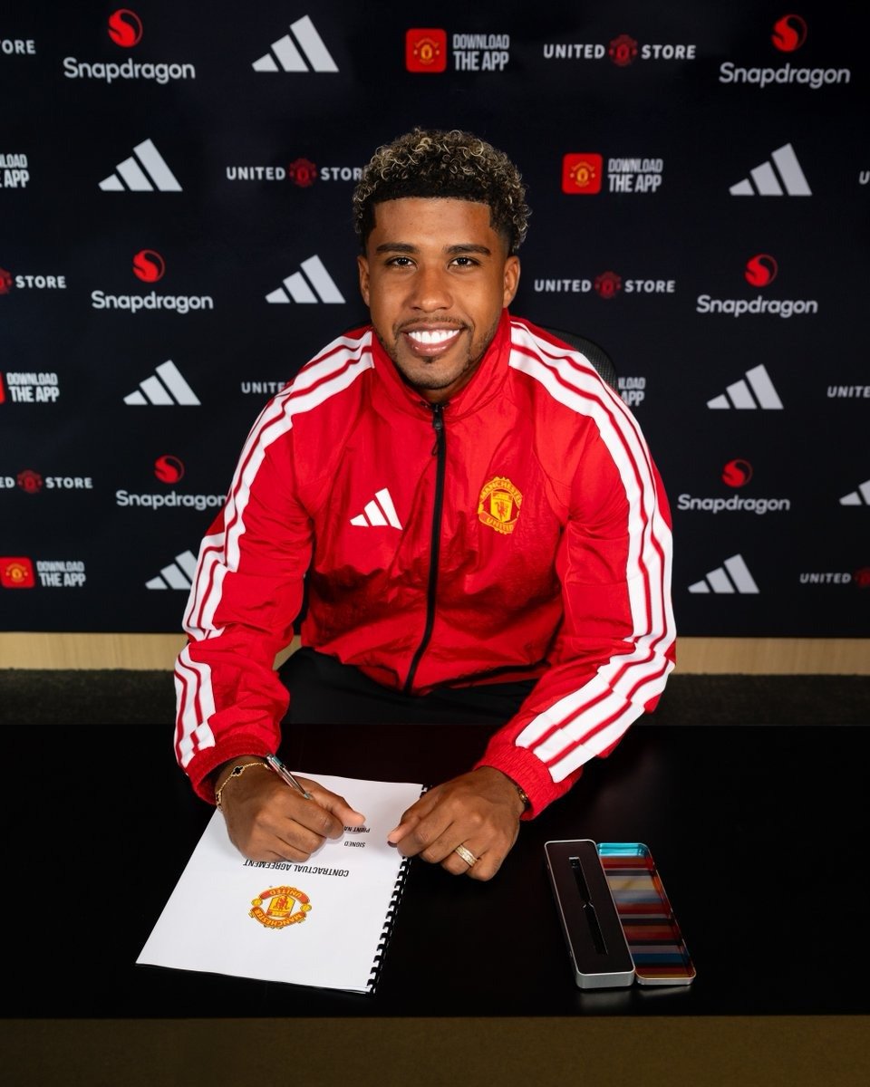 Andrey Santos to Manchester United