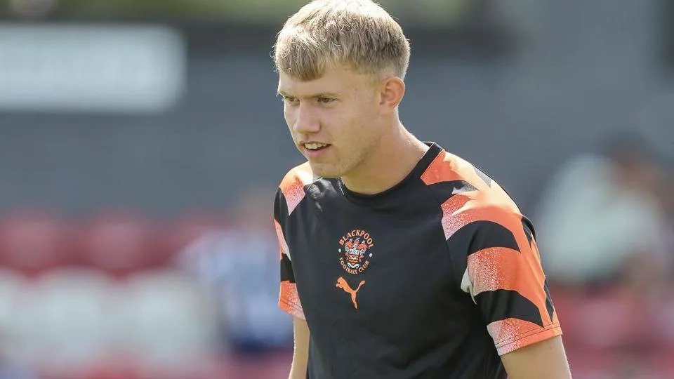 Theo Upton loan