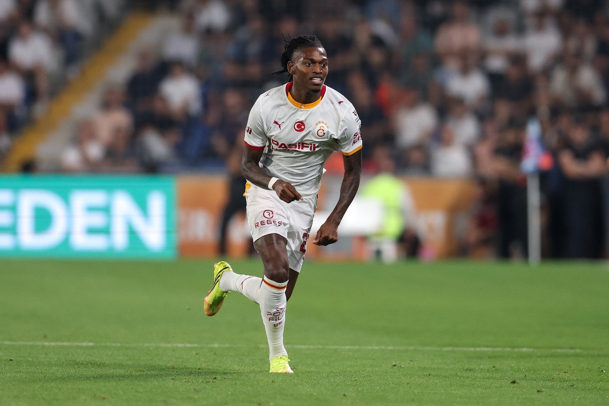 Rafael Leao debut